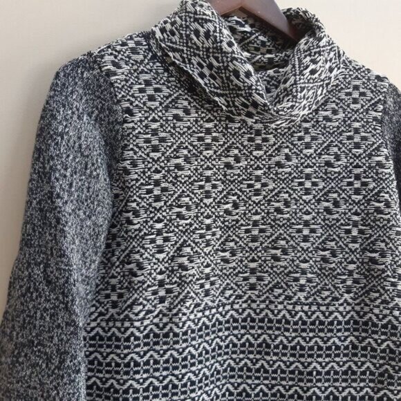 Lucky Brand black & white printed turtleneck sweater - Picture 2 of 4